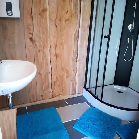 Kleines Huettchen. *