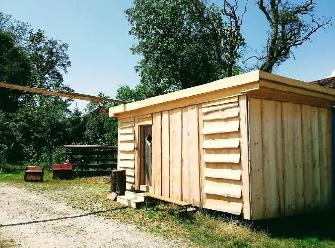 Πανσιόν Kleines Huettchen. Lenzing